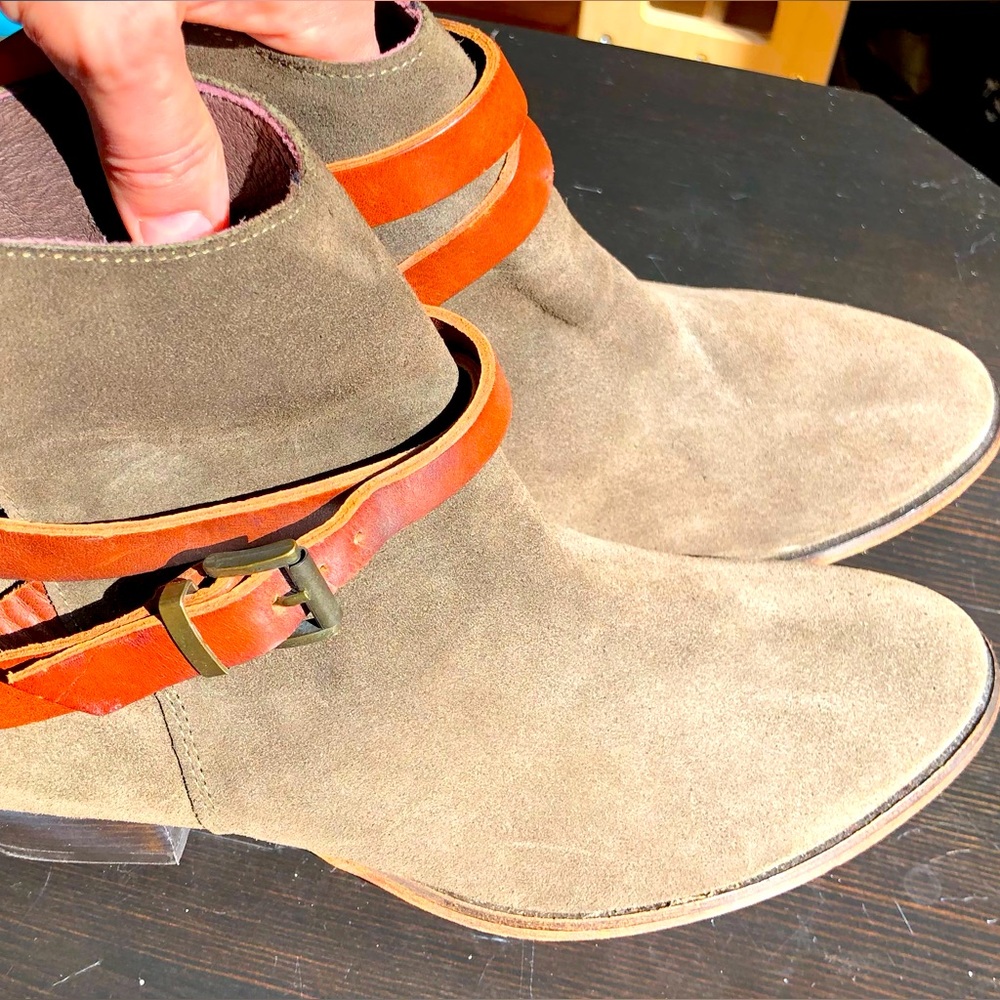 Maje Green Suede Cowboy Boho Ankle Booties With Tan Leather Belt NWOT Size 38
